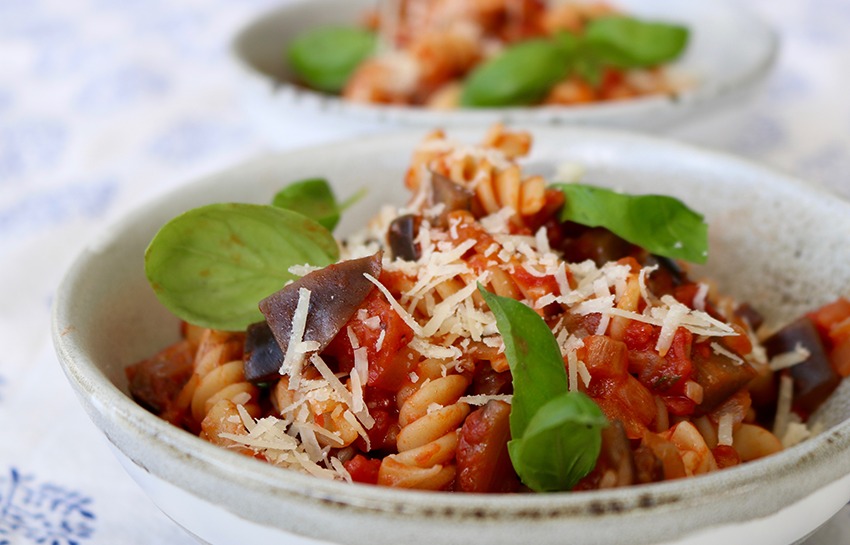 Pasta Alla Norma (Tomato & Eggplant Pasta) – Top Shelf Fruits